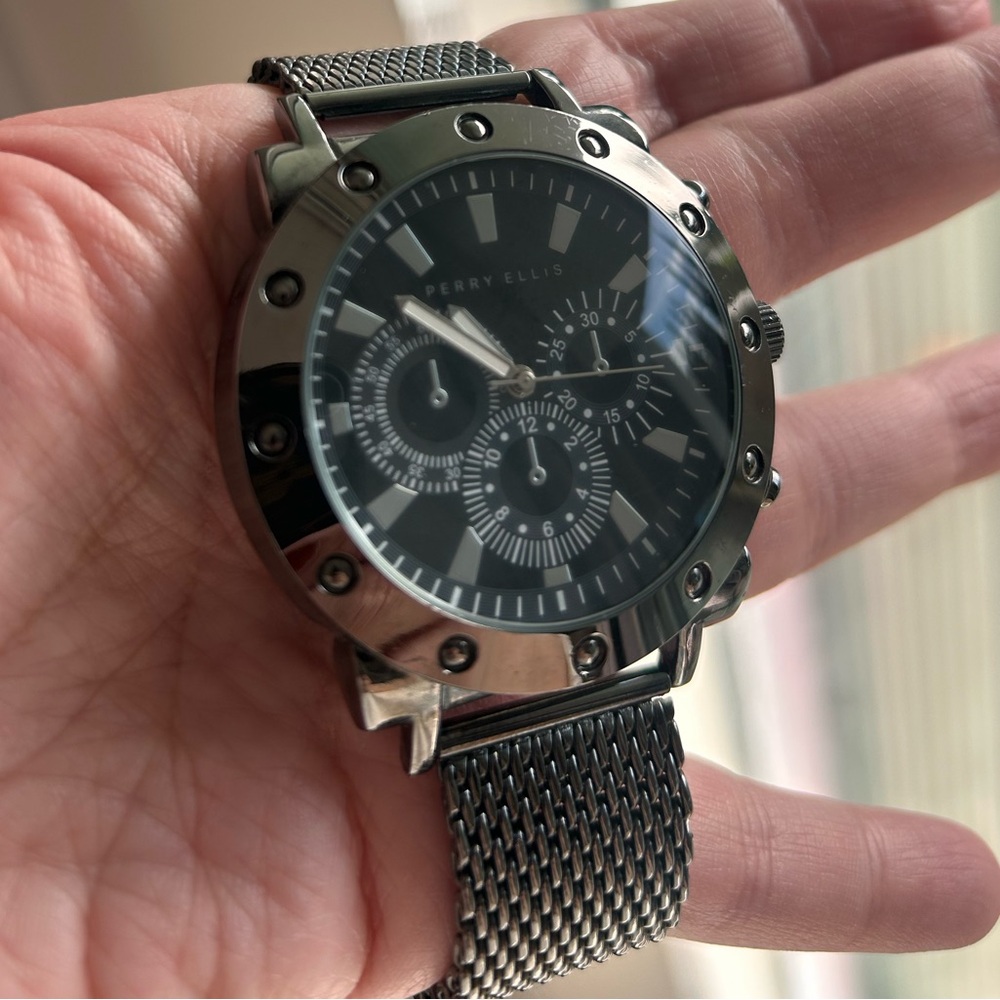 Mens Perry Ellis Black and Silver Chronograph Watch